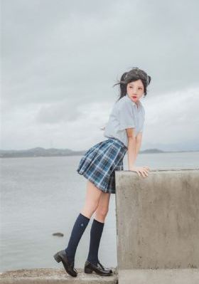 日韩欧美精品中文字幕富二代_DVD迅雷电影在线